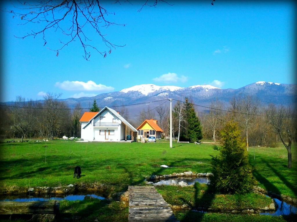 Galesic Apartments & Rooms Korenica Bagian luar foto